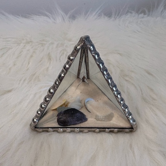 Triangular Glass Terrarium with Sand and Shells - Picture 1 of 7